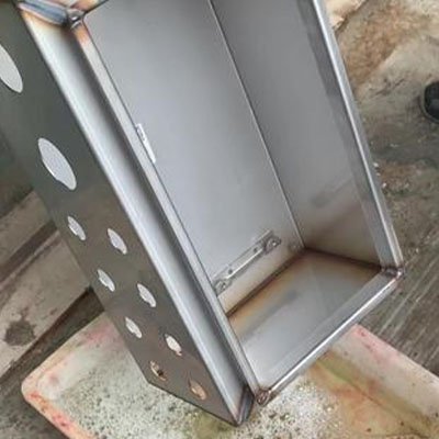 Pickling and passivation treatment