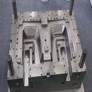 Aluminum alloy mold