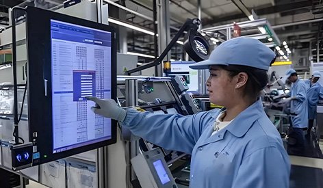 Injection molding operation